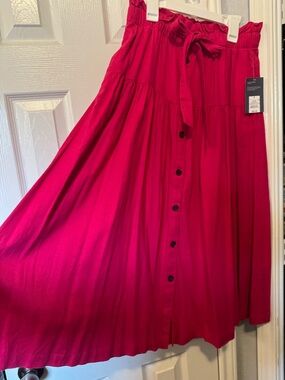 Universal Thread Fuchsia Button-Front Tiered Midi Skirt